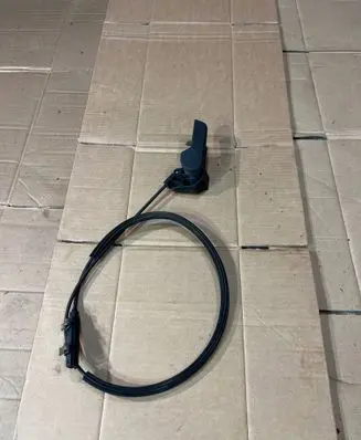 Volkswagen Golf V Engine bonnet (hood) release handle 1J1823533C 1K1823633