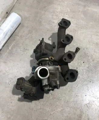 Volkswagen Polo V 6R Turbo 03F145701G