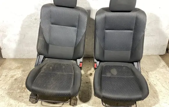 Mitsubishi Outlander Seat set 