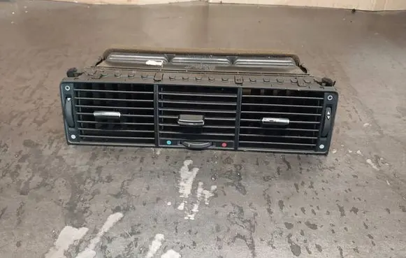 Audi A8 S8 D2 4D Dash center air vent grill 4D0820951 532540711A