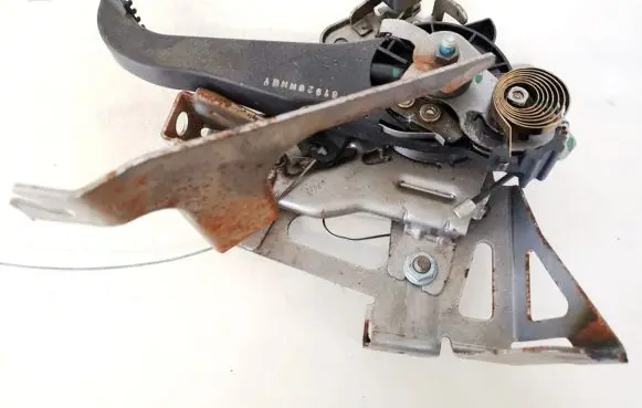 Chrysler 300 - 300C Handbrake/parking brake lever assembly pp050427036