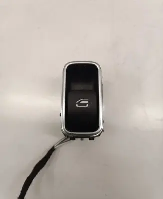 Mercedes-Benz GLA H247 Electric window control switch A1679050201
