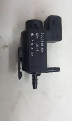 BMW 5 F10 F11 Valve vacuum 70231800
