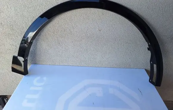 Ford Explorer EV Front arch trim R2KB16D238B