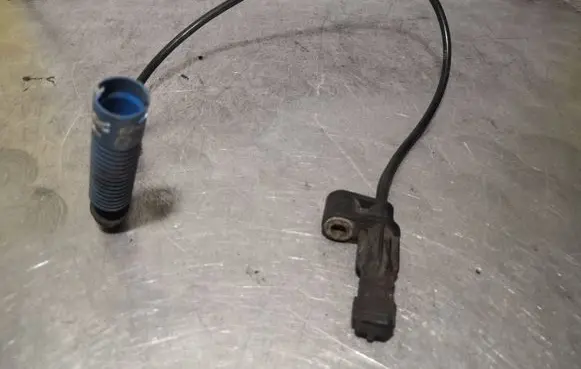 BMW 3 E46 ABS brake wheel speed sensor 31526752681
