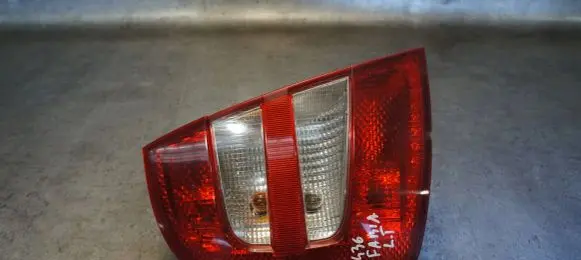Skoda Fabia Mk1 (6Y) Rear/tail lights 6Y6945111