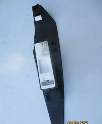 Mazda 6 Quarter vent window switch 2283T1 5A3132EA01