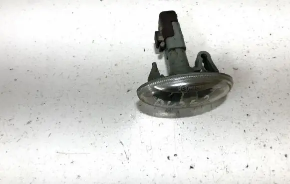 Peugeot 607 Front fender indicator light