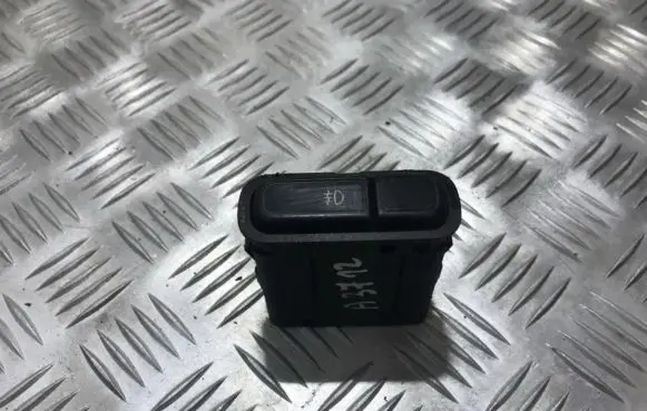 Fog light switch