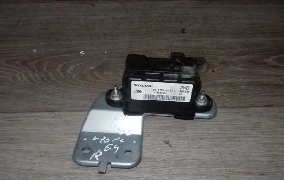 Volvo V70 ESP acceleration yaw rate sensor 10170103773 30773378 10098005302