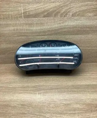 Audi A3 S3 8L Speedometer (instrument cluster) 8L0919860 110008778