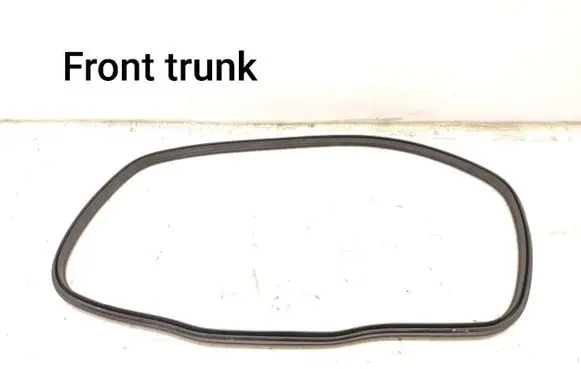 Maserati MC20 Engine compartment rubber 