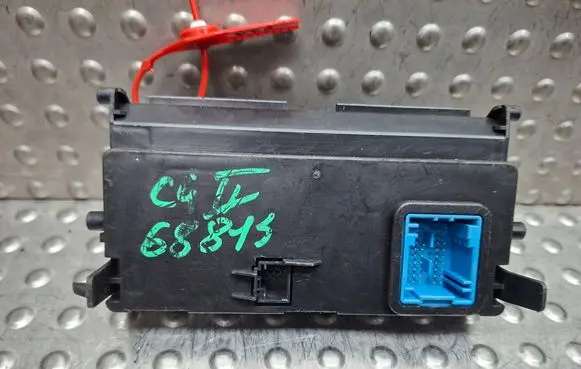 Citroen C4 II Central body control module S26337060 9687606680