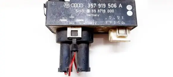 Volkswagen PASSAT B4 Coolant fan relay 357919506a 898719000