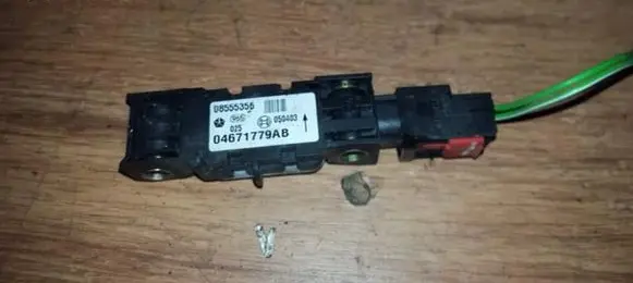 Chrysler Pacifica Airbag deployment crash/impact sensor 04671779ab 08555356