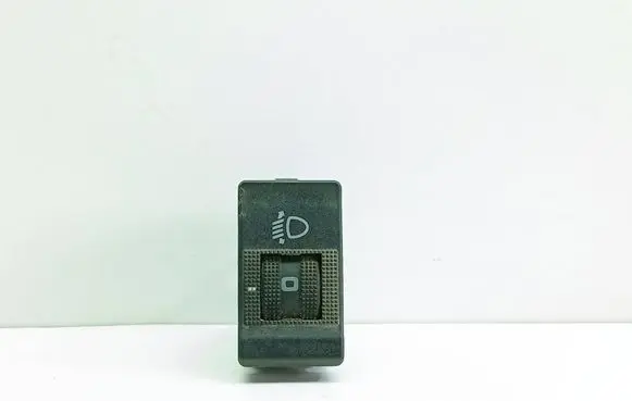 Audi A6 S6 C4 4A Headlight level height control switch 4A0941301