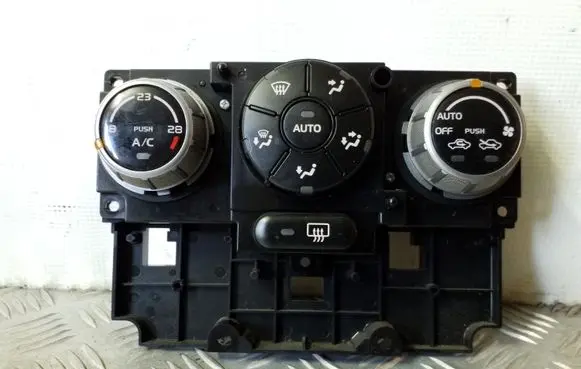 Suzuki Grand Vitara II Climate control unit 3951065JD3 3951064J0