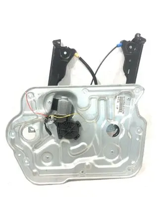 Nissan Qashqai+2 Front door window regulator with motor 80770JD00A