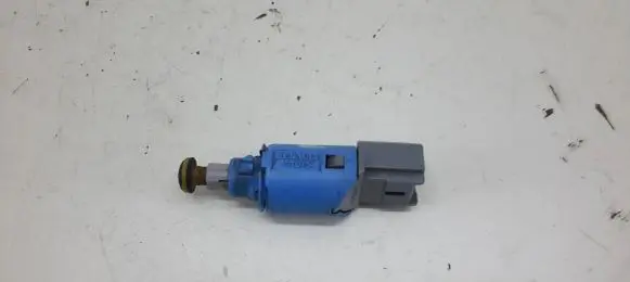 Renault Megane II Brake pedal sensor switch 8200168239B