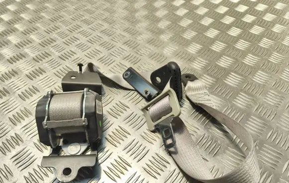 Chrysler Pacifica Third row seat belt 600510300C R3406199AKF