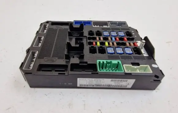 Jaguar XF X250 Fuse box set DX2314B476AG A50040158 7370071830