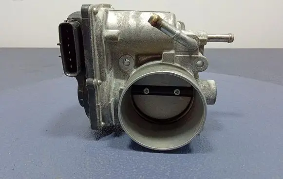 Subaru XV I Throttle body valve 16112AA380