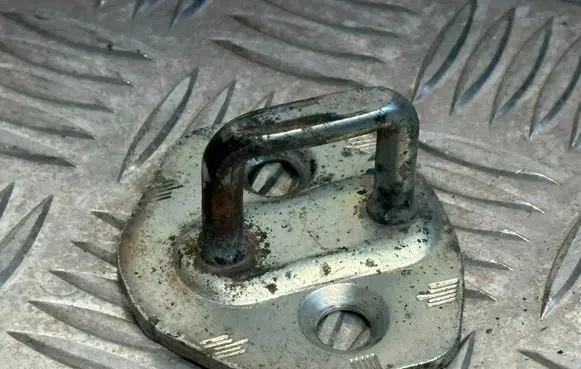 Mercedes-Benz Sprinter W906 Sliding door lock loop/hook striker A9067200204 AL6R0