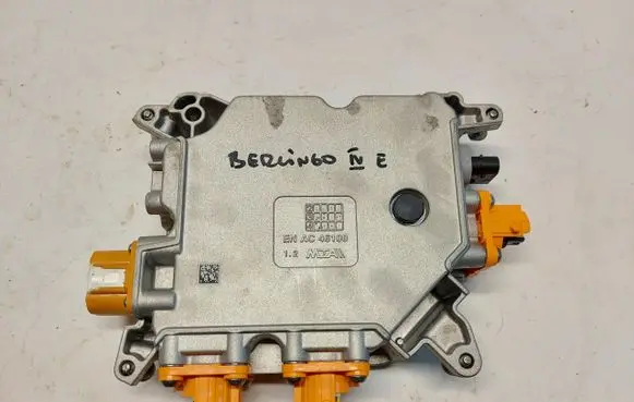 Citroen Berlingo Voltage converter inverter 9851960380JLK01