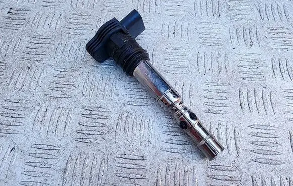 Audi TT Mk1 High voltage ignition coil 06A905115D