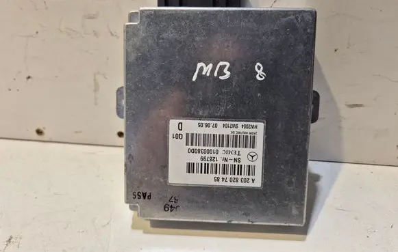 Mercedes-Benz E W211 Voice control module A2038207485