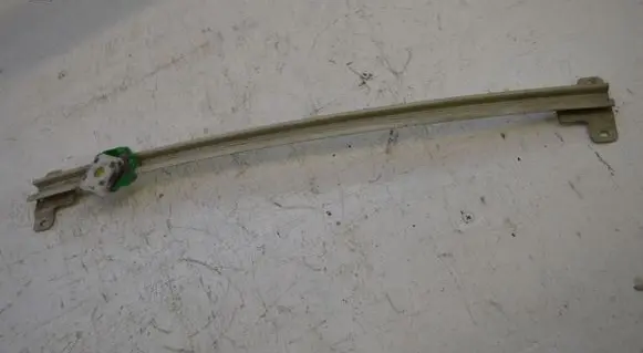 Mercedes-Benz E W210 Front door windshield rail A210