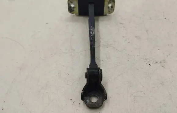 Opel Antara Front door check strap stopper