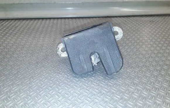 Volkswagen Touran I Tailgate/trunk/boot lock/catch/latch 3C9827645A