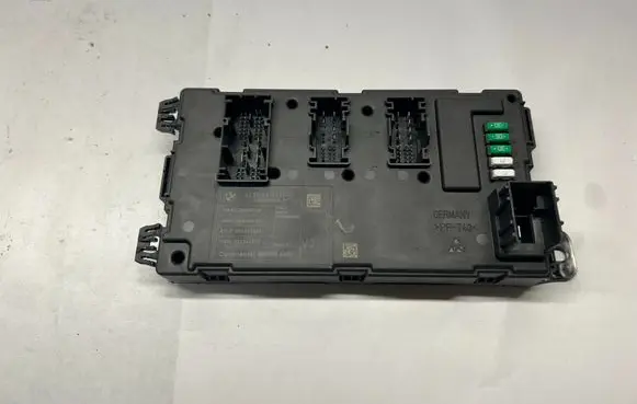 BMW 4 F36 Gran coupe Central body control module 6819333 61356819333