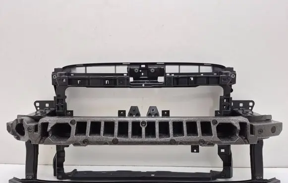 Volkswagen PASSAT B8 Radiator support slam panel 3G0805588AD
