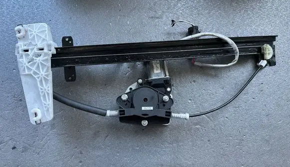 Jeep Grand Cherokee (WJ) Front door window regulator with motor 55363287AC