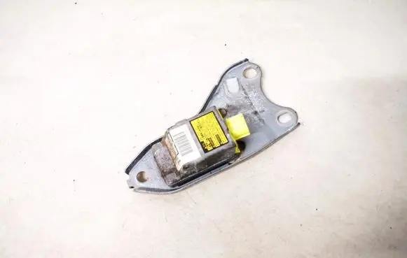 Toyota Avensis Verso Airbag deployment crash/impact sensor 8983044010 89830-44010
