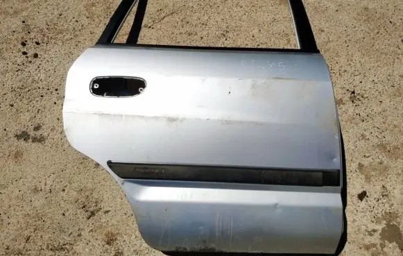 Mitsubishi Space Star Rear door pilkos