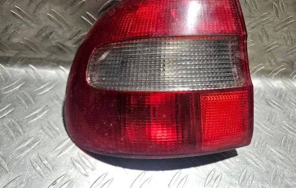 Volvo S40, V40 Rear/tail lights 308019