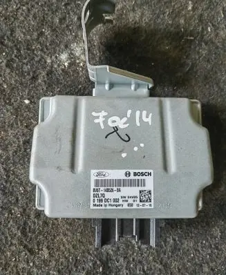 Ford Focus Voltage converter/converter module BV6T14B526BA