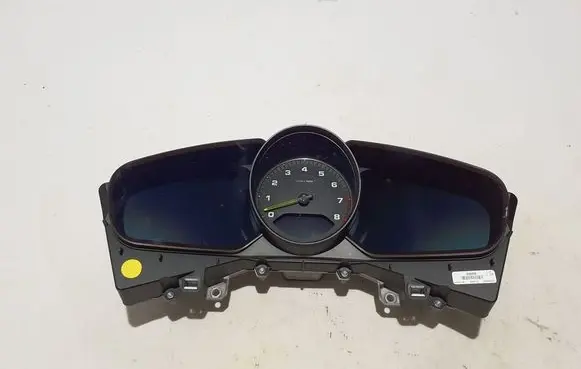 Porsche Panamera (971) Speedometer (instrument cluster) 971920915J