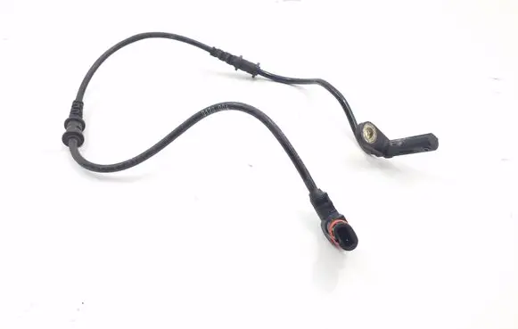 Mercedes-Benz SLK R171 ABS brake wheel speed sensor A2035400417