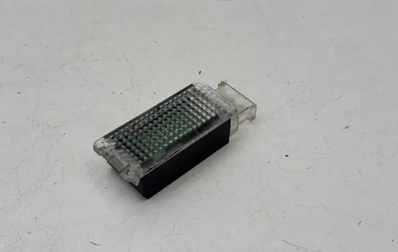 Volkswagen PASSAT B8 Boot/trunk interior light 5G0947409