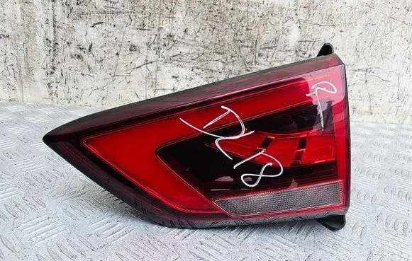 MG ZS Tailgate rear/tail lights 10571684 ARR1YS1Y R1YS1Y