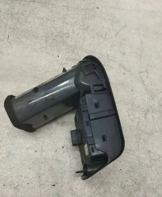 Volvo S40, V40 Dash center air vent grill 30613855 306190
