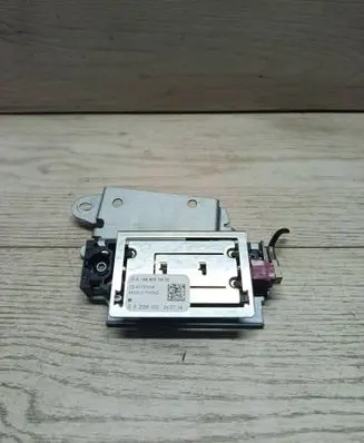 Mercedes-Benz E W213 Aerial antenna amplifier A1569050902
