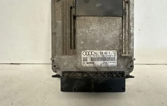 Audi Q7 4L Engine control unit/module 4L1910401H 4L0907401C 0281016832