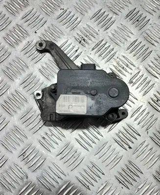 Opel Vectra C Intake manifold valve actuator/motor 55199915 7.00621.06