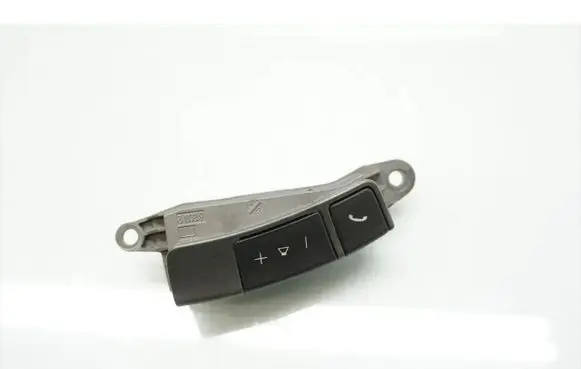 BMW 7 E65 E66 Steering wheel buttons/switches 6911584
