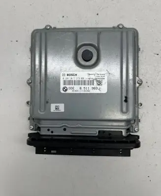 BMW 5 GT F07 Engine control unit/module 851198301 0281017373